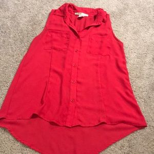 red button up tank